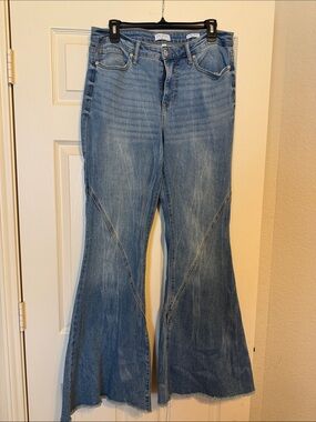 SOFIA by sofia vergara Light Blue Flare Jeans